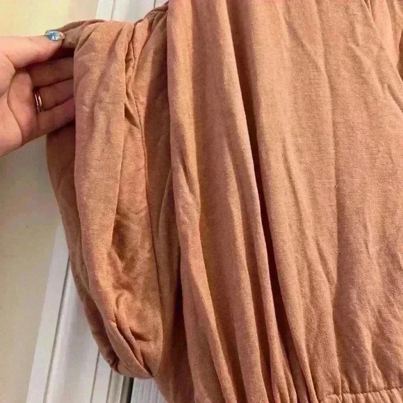 Urban Outfitters UO Lucca Women’s Romper Size Medium Mauve - Picture 3 of 6